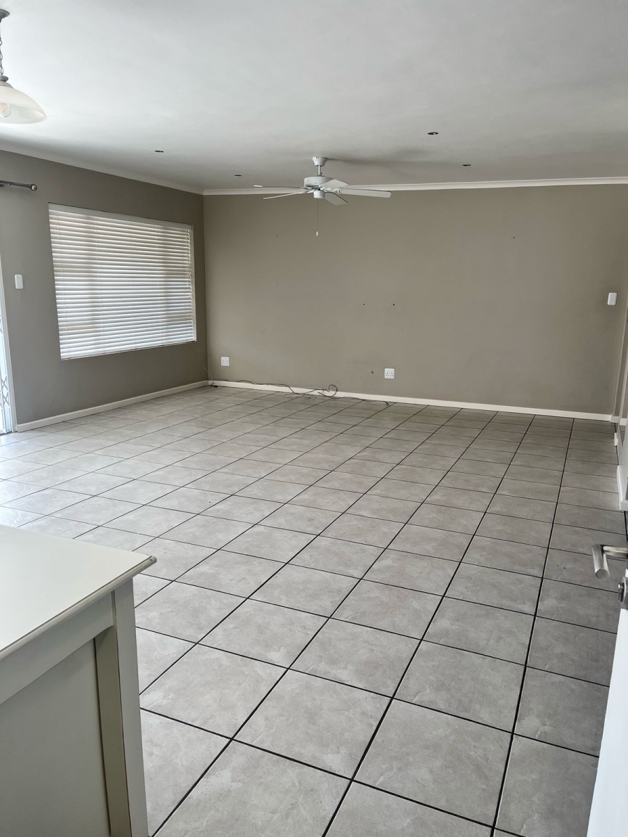 To Let 3 Bedroom Property for Rent in Top Town Eastern Cape